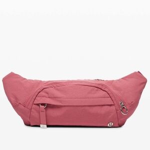 Lululemon On the Beat Belt Bag Cherry tint
